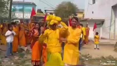 लालगंज: गंगहरा कलां गांव में कलश यात्रा के साथ श्रीमद् भागवत कथा सप्ताह का शुभारंभ, भक्ति, ज्ञान, वैराग्य की सुनाई कथा