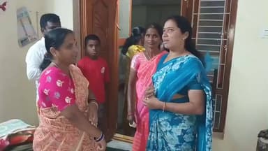 పెద్దపల్లి: ఏడో వార్డులో గడపగడపకు ఈర్ల స్వరూప అనే నినాదంతో కౌన్సిలర్ వార్డు పర్యటన