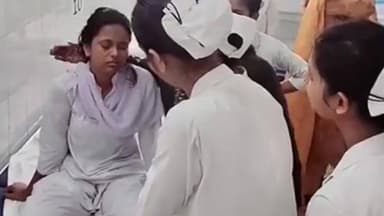 निर्मली: एएनएम ट्रेनिंग स्कूल में पढ़ाई के दौरान शुक्रवार दोपहर 12 बजे दो छात्राएं हुईं बेहोश