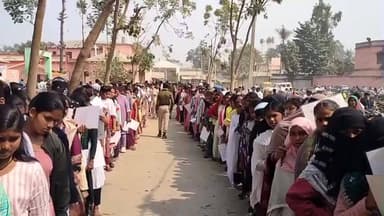 बिहारीगंज: मैट्रिक परीक्षा का चौथा दिन शांतिपूर्ण, कड़ी निगरानी में सोशल साइंस की परीक्षा हुई