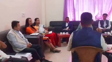 ডিফু: কাৰ্বি আংলঙৰ জিলা বিষয়ববীয়াসকলে বিগত কাৰ্যকলাপৰ মূল্যায়ন,আগন্তুক কাৰ্যসূচীৰ বাবে কাৰ্য্য পৰিকল্পনাৰে এক বৈঠকত মিলিত