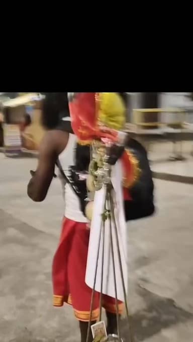 18,000 km पैदल चलकर आए भक्त का फूटा गुस्सा
#TempleAdministration #Devotee #ViralNews #SpiritualNews #BreakingNews Hindu...