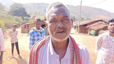 ଲକ୍ଷ୍ମୀପୁର: ସ୍ୱାଧୀନତାର ଏତେ ବର୍ଷ ପରେ ଗାଁ କୁ ରାସ୍ତା ନାହିଁ। ଏଭଳି ଦୁଷ୍ଟ୍ୟ ଦେଖିବାକୁ ମିଳିଚି laxmipurଦଶ ନିର୍ବାଚନମଣ୍ଡଳୀ ପୂଟମାରି ଗାଁ ରେ । କଣ