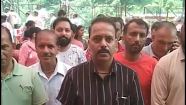 धर्मपुर: धर्मपुर में पूर्व प्रधान प्रताप सकलानी ने कहा- पंचायतों का पैसा छिनने से गांवों का विकास ठप