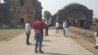 घुघरी: सीईओ जिला पंचायत ने किया चौगान का निरीक्षण, पर्यटन और पौधारोपण पर ज़ोर दिया