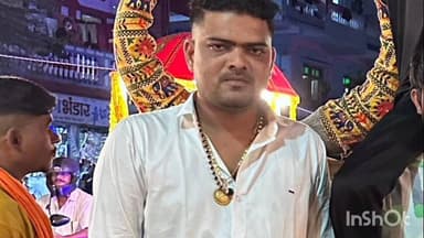 કતારગામ: લિંબાયત વિસ્તારમાં લગ્ન પ્રસંગના મંડપ નજીક મોડી રાતે ફાયરિંગની ઘટનામાં એકને પગમાં ગોળી વાગતા સારવાર અર્થે ખસેડાયો.