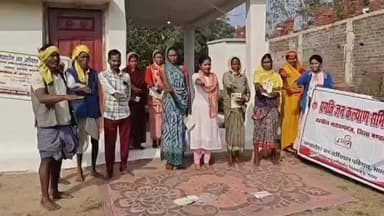 नारायणगंज: पीपलटोला के ग्रामीणों को नशे से दूर रहने की शपथ दिलाई गई, प्रदेश सरकार की योजनाओं की दी जानकारी