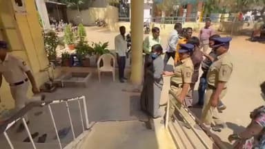 ಮೊಳಕಾಲ್ಮುರು: ಮೊಳಕಾಲ್ಮೂರು ಇಟ್ಟಿಗೆ ಭಟ್ಟಿಯಲ್ಲಿ ಕಾರ್ಮಿಕನ ಕೊಲೆ ಕೇಸ್: ಆರು ಮಂದಿ ಆರೋಪಿಗಳ ಬಂಧನ