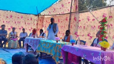 বিশ্বনাথ: বিহালীৰ তিনিসূঁতি গাওঁ পঞ্চায়তৰ অন্তৰ্গত দুটা স্থানত দুখনকৈ উন্নয়ন কামৰ আধাৰশিলা স্থাপন সাংসদ আৰু বিধায়কৰ