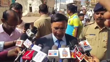 ಬಾಗಲಕೋಟೆ: ನಗರದಲ್ಲಿ ಎಲ್ಲರೂ ಶಾಂತಿ ಕಾಪಾಡಿ, ಗಲಾಟೆ ಹಿನ್ನೆಲೆ ಡಿಸಿ ಸಂಗಪ್ಪ ಮನವಿ