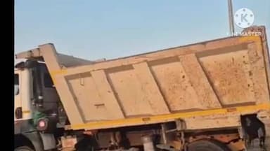 ৰাষ্ট্ৰীয় ঘাইপথত হোণ্ডাই বাহন আৰু ডাম্পাৰৰ মাজত সংঘটিত হয় দুৰ্ঘটনা,হোণ্ডাই বাহন খন যথেষ্ট ক্ষতিগ্ৰস্ত হয়