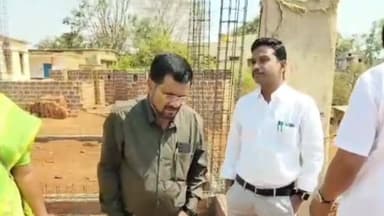 ಬಸವಕಲ್ಯಾಣ: ಮುಡಬಿ ಗ್ರಾಮದಲ್ಲಿ ಶಾಲಾ ಕಟ್ಟಡ ಕಾಮಗಾರಿ ಗುಣಮಟ್ಟ ಪರಿಶೀಲನೆಗೆ ಖಾಲಿ ಕೈಯಲ್ಲಿ ಆಗಮಿಸಿದ ಅಧಿಕಾರಿಗಳ ವಿರುದ್ಧ ಕೆಡಿಪಿ ಸದಸ್ಯರ ಆಕ್ರೋಶ