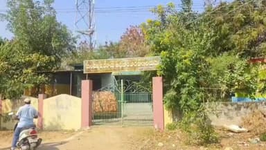 గిద్దలూరు: కంభం వ్యవసాయ శాఖ అధికారి మహమ్మద్ నివాసంలో మరియు అతని కార్యాలయం సోదాలు చేపట్టిన ఎసిబి అధికారులు