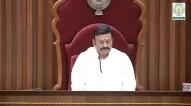 ఆసుపత్రుల్లో సమస్యలపై అసెంబ్లీలో గలమెత్తిన పల్లె సింధూర రెడ్డి