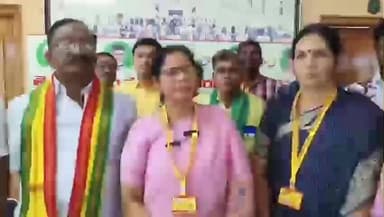 భీమవరం: ప్రజా అర్జీల పరిష్కారానికి శాశ్వత పరిష్కారానికి చర్యలు తీసుకుంటాం : టిడిపి పోలిట్ బ్యూరో సభ్యురాలు తోట