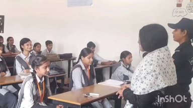 सिरोही: आदर्श विद्या मंदिर में जागरूकता कार्यक्रम: कालिका पेट्रोलिंग यूनिट ने महिला सुरक्षा और साइबर अपराध से बचाव की जानकारी दी