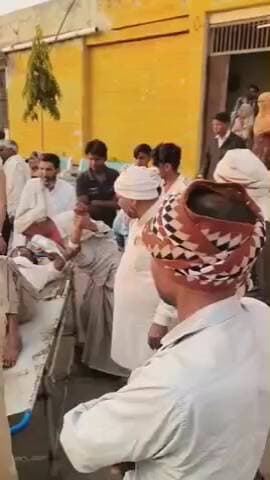 कामां: कामां बरसाना मार्ग पर भीषण सड़क हादसा, कार और बाइक की भिड़ंत में तीन बाइक सवार घायल, जयपुर में उपचार जारी