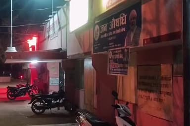 तालबेहट: रानीपुरा मोहल्ले के पास आवारा कुत्ते को बचाते समय बाइक सवार गिरा, गंभीर रूप से घायल, अस्पताल पहुंचाया गया