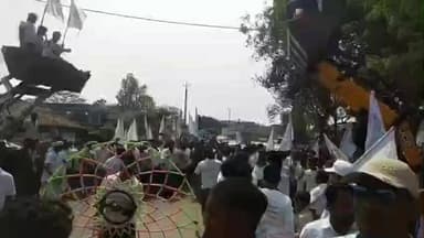 पलारी: सतनाम सद्भाव यात्रा संडी पहुंची, समाजजनों ने मंत्री एवं गुरु खुशवंत साहेब का भव्य स्वागत किया