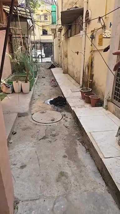 नजफगढ़: कटवारिया सराय में वर्षों पुरानी सीवर समस्या का समाधान, सफाई कार्य करवाया गया