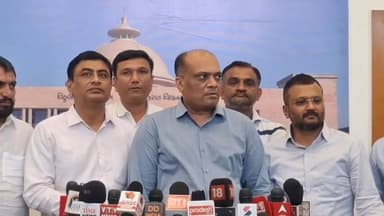 ગાંધીનગર: લગ્ન નોંધણી મામલે પાસ આગેવાન દિનેશ બાંભણિયા આપી પ્રતિક્રિયા