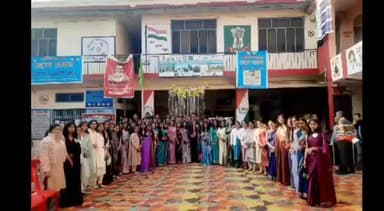 नगरोटा बगवां: नगरोटा स्कूल की बेटियों को डिजिटल लाइब्रेरी की सौगात, बाली ने 10 कंप्यूटर और 20 टैबलेट देने की घोषणा की