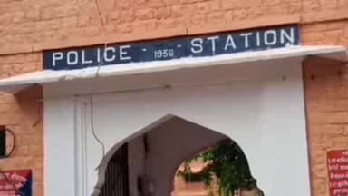 शेरगढ़: नाबालिग लड़की से छेड़छाड़ और अपहरण के प्रयास का मामला, मां की रिपोर्ट पर शेरगढ़ थाने में तीन नामजद व पांच पर केस दर्ज