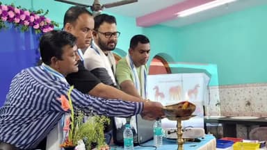 তেহট্ট ২: পলাশীপাড়ায় MSME প্রকল্পে কোর বোর্ডের হস্তশিল্প প্রশিক্ষণ শিবির