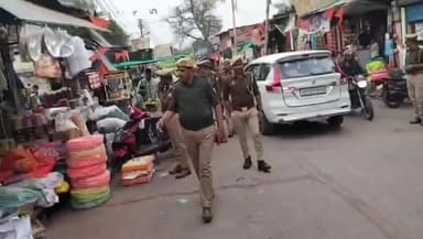 मोठ: समथर पुलिस का अतिक्रमण विरोधी अभियान, कई दुकानदारों के चालान किए गए, कई को दी गई हिदायत
