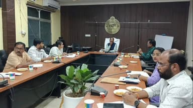 ନୂଆପଡା: ନୂଆପଡ଼ା ସ୍ଥିତ ସଦ୍ଭାବନା ସଭାଗୃହରେ ମାରାଗୁଡା ମାରାଗୁଡା ଲୋକ ମହୋତ୍ସବର ସ୍ମରଣିକା କମିଟିର ବୈଠକ ଅନୁଷ୍ଠିତ