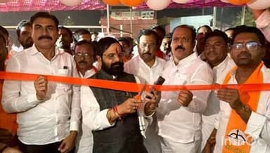 महाड: मंगळवेढा तालुका येथे शिवसेनेच्या जनसंपर्क कार्यालयाचे उद्घाटन संपन्न