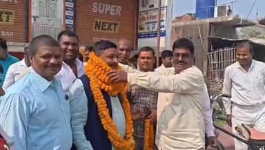 बेलदौर: संजय तीसरी बार बने जदयू के निर्विरोध बेलदौर प्रखंड अध्यक्ष, बधाई देने वालों का लगा तांता