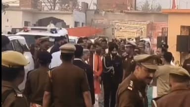 हर्रैया: हिमाचल प्रदेश के राज्यपाल शिव प्रताप शुक्ला बढ़नी मिश्र में चल रहे वशिष्ठ रामायण कथा में शामिल हुए