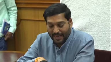 उत्तर सोलापूर: भाजपकडून राहिलेल्या एक स्वीकृत नगरसेवकाचे नाव पुढल्या बैठकीत घेण्यात येणार : महापौर विनायक कोंड्याल