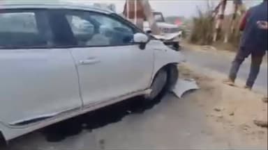 बेल्थरा रोड: तुर्तीपार-भागलपुर पुल पर बैरियर से टकराई कार, एयरबैग खुलने से 7 लोगों की बची जान