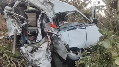 নারায়ণগড়: BREAKING :- বেলদার খাকুড়দাতে সিমেন্ট বোঝাই লরি ও প্রাইভেট গাড়ির মুখোমুখি সংঘর্ষে মৃ/ত ২ আ/হত ৩!