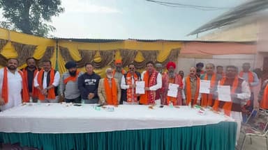 ਨਵਾਂਸ਼ਹਿਰ: ਭਾਰਤੀ ਆਂਗਰਾ ਸ਼ਿਵ ਸੈਨਾ ਹਿੰਦ ਛੱਡ ਕੇ ਸਾਥੀਆਂ ਸਮੇਤ ਹੋਏ ਸ਼ਿਵ ਸੈਨਾ ਬਾਲ ਠਾਕਰੇ ਛਿੰਦੇ ਗਰੁੱਪ ਵਿੱਚ ਸ਼ਾਮਿਲ