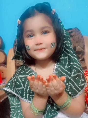 चरखारी: चरखारी में पांच साल की बच्ची हिबा फातिमा ने पहला रोजा रखकर की इबादत