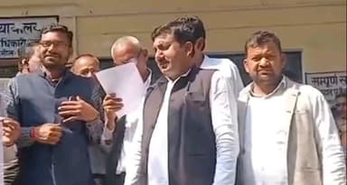 तिर्वा: तिर्वा तहसील में आल इंडिया यादव महासभा ने यादव की लव स्टोरी मूवी को लेकर किया प्रदर्शन