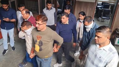 कैथल में विजिलेंस ने पब्लिक हेल्थ के डिप्टी सुपरिटेंडेंट सहित 3 कर्मचारी रिश्वत लेते रंगे हाथों पकड़े