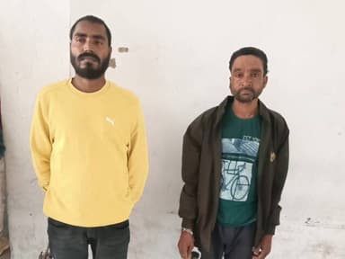 बरकागाँव: बड़कागांव पुलिस ने दो अलग-अलग मामलों में अभियुक्त आरोपियों को गिरफ्तार कर भेजा जेल