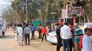 माधौगढ़: रामपुरा में सड़क हादसे में युवक की मौत, परिजनों ने कानूनी कार्रवाई की मांग की