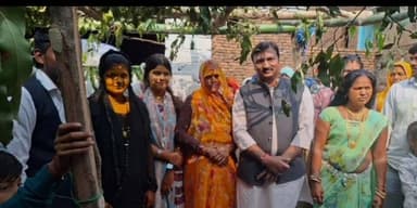 बल्देवगढ़: क्षेत्र के पूर्व विधायक राहुल सिंह लोधी क्षेत्र के एक कार्यक्रम में शामिल हुए