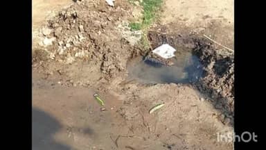 बरियारपुर: जलनल का पाइप लीक होने से लोगों को हुई परेशानी