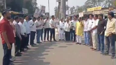 बैतूल नगर: कांग्रेस का उग्र प्रदर्शन: ट्रेड डील और मनरेगा बदलाव के खिलाफ मंत्रियों के पुतले दहन, विधानसभा घेराव का ऐलान