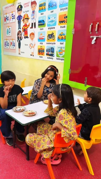 Natkhat Foundtion School 🩷😍
Follow @my_world_prayagraj
#prayagraj #school #kids #preschool #trending