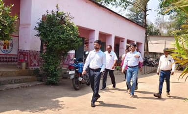 ହିନ୍ଦୋଳ: ଜିଲ୍ଲାପାଳଙ୍କ ହିନ୍ଦୋଳ ଗସ୍ତ