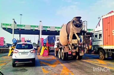 तराना: रोजसवास टोल के पास तेज रफ्तार वाहन ने दूसरे वाहन को मारी टक्कर, युवक की मौत