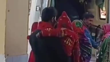 नरकटियागंज: नरकटियागंज-लौरिया मार्ग पर जुड़ी मियां टोला गांव के पास सड़क हादसे में ई-रिक्शा चालक की मौत