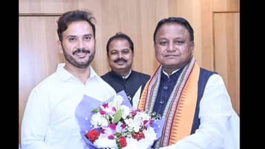 ପାରଳାଖେମୁଣ୍ଡି: ଜିଲ୍ଲାରେ ନୂତନ ଆୟୁର୍ବେଦିକ କଲେଜ ପ୍ରତିଷ୍ଠା ପାଇଁ ନିଷ୍ପତ୍ତି ନିଆଯାଇଥିବାରୁ ମୁଖ୍ୟମନ୍ତ୍ରୀଙ୍କୁ ଭେଟିଲେ ବିଧାୟକ